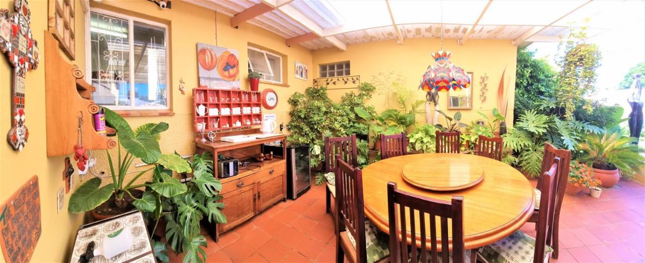 Beau&I Bed & Breakfast Graaff Reinet Bagian luar foto