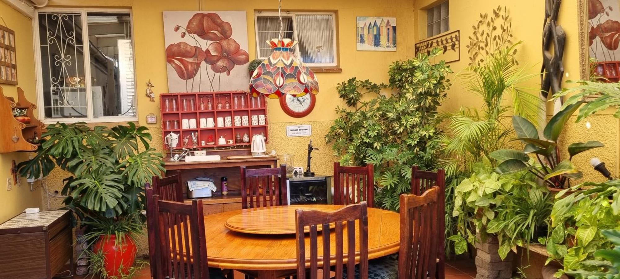 Beau&I Bed & Breakfast Graaff Reinet Bagian luar foto