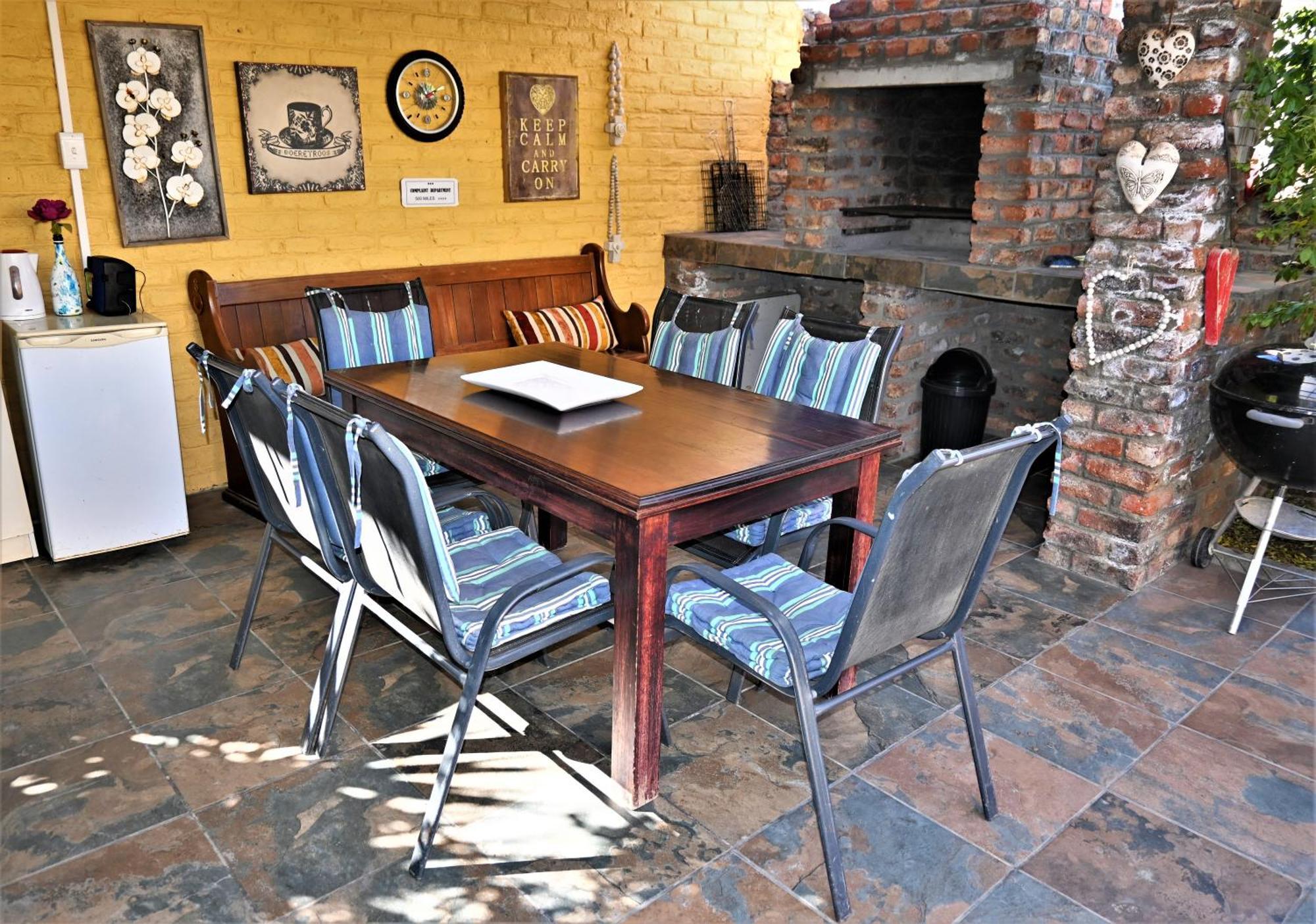Beau&I Bed & Breakfast Graaff Reinet Bagian luar foto
