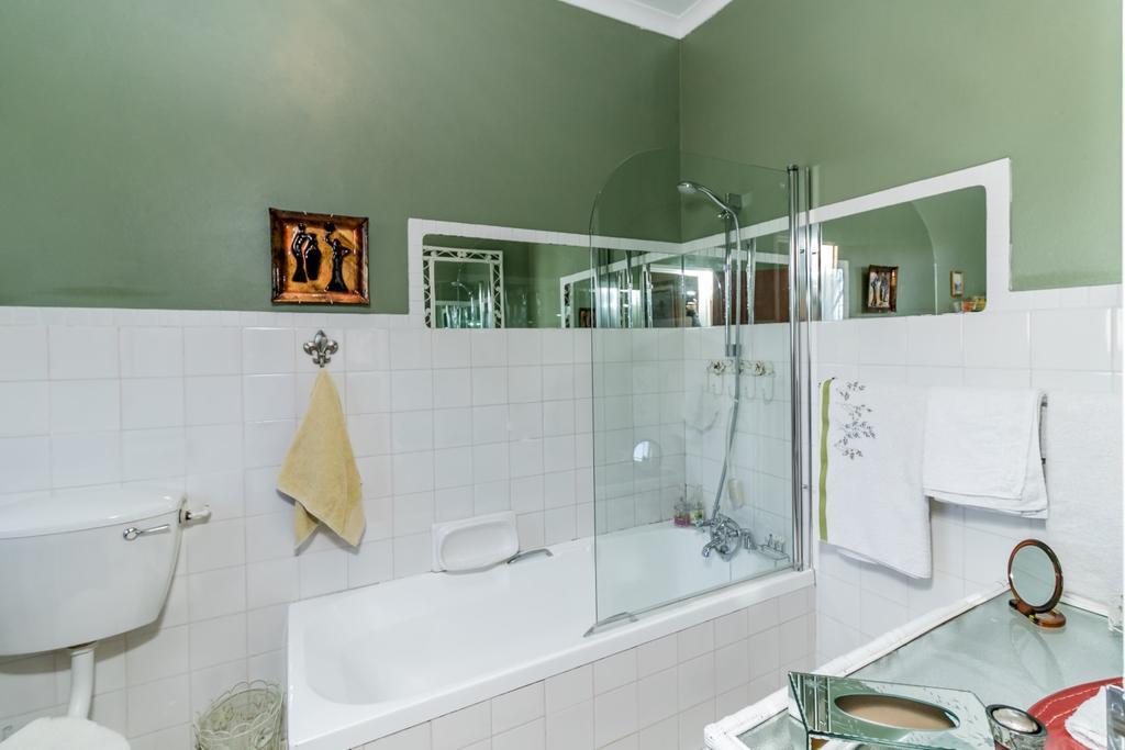 Beau&I Bed & Breakfast Graaff Reinet Bagian luar foto