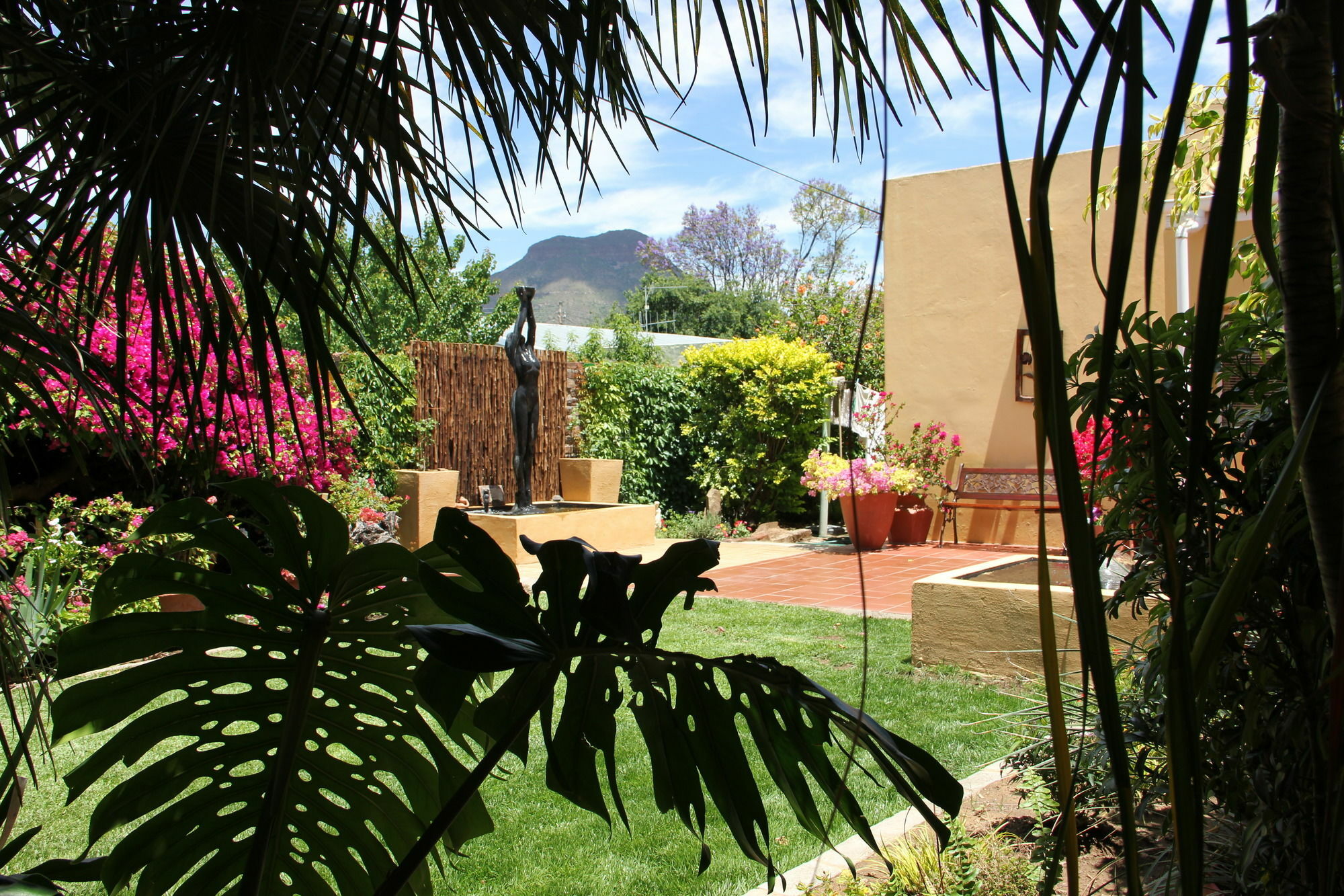 Beau&I Bed & Breakfast Graaff Reinet Bagian luar foto